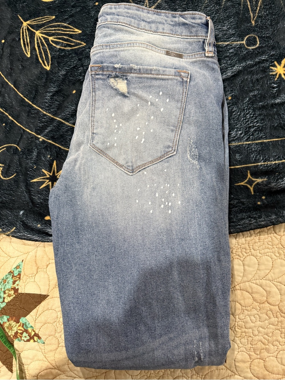 Kancan straight leg paint spatter destroyed jeans 11/29